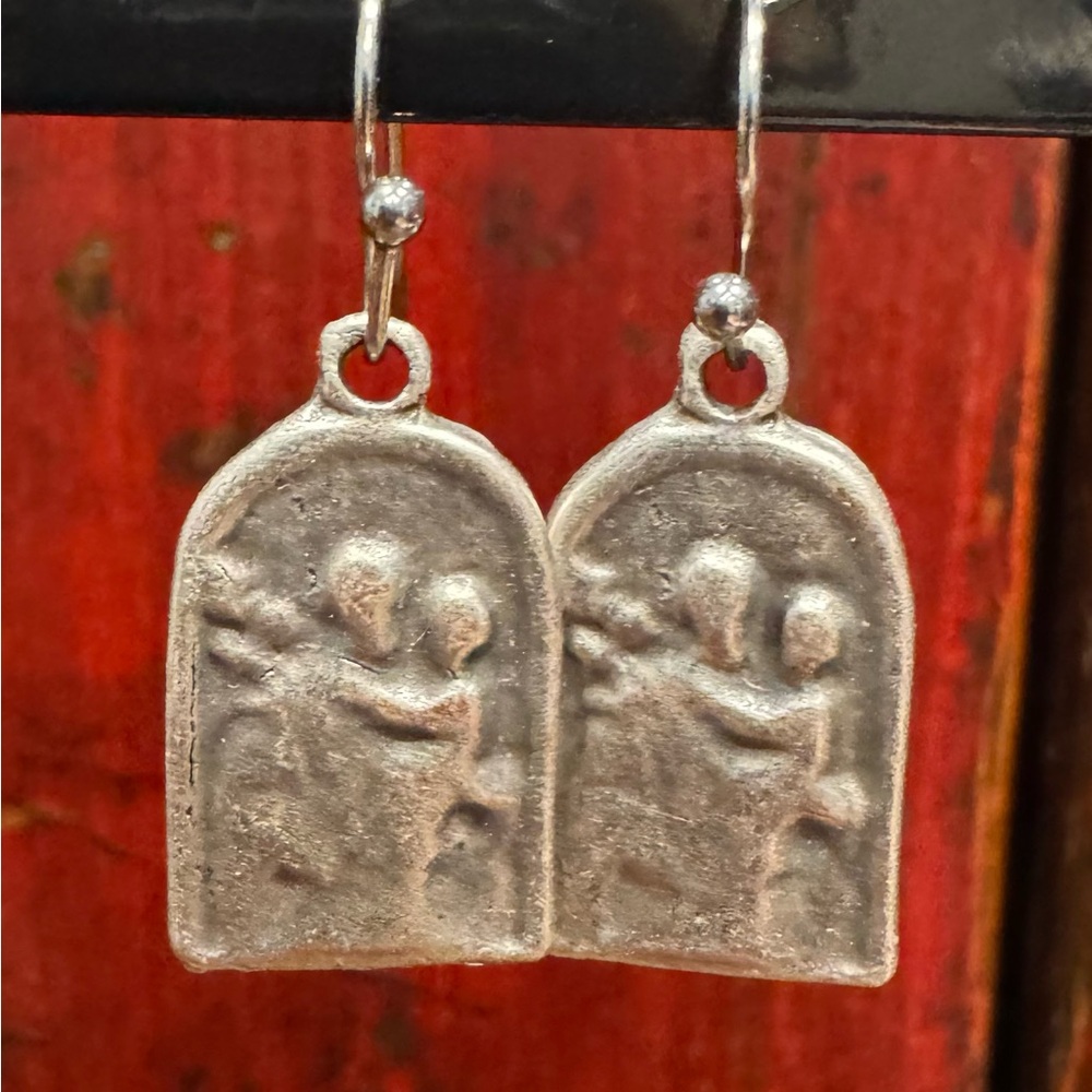 Silver Dangle Earrings NEW